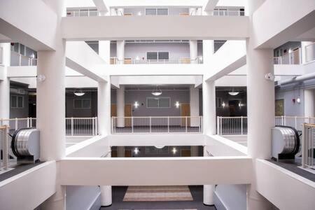Cozysuites - 2Br With Direct Skybridge Access #5 Indianapolis Extérieur photo