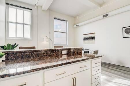 Cozysuites - 2Br With Direct Skybridge Access #5 Indianapolis Extérieur photo